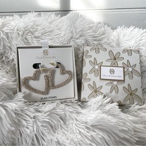 NWT House of Harlow 1960 heart shaped earrings
